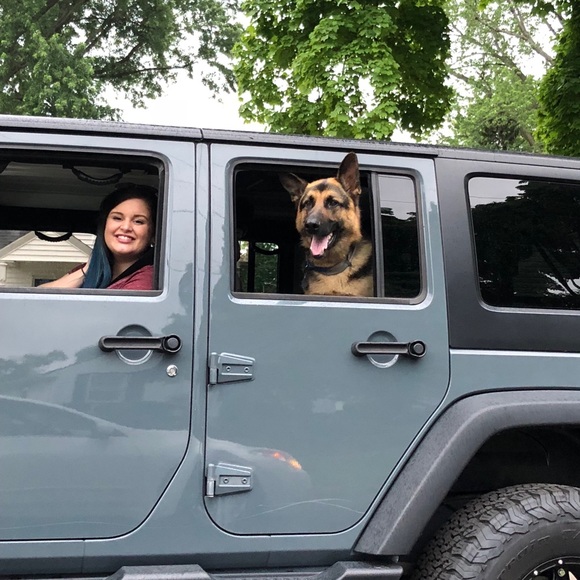 Meet your Posher, Sara - Picture 4 of 7